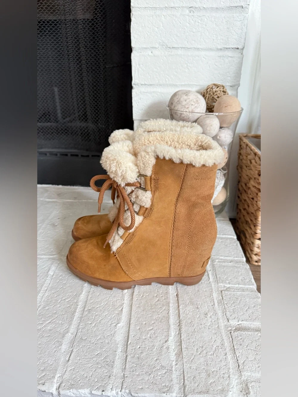 Sorel Joan of Arctic Wedge II Shearling Boots Waterproof Suede Women’s 9